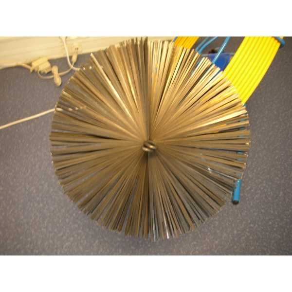 brosse métallique fil plat renforcé diam 100-120mm Nettoyage Gaines de ventilation