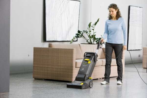 Autolaveuse Karcher Br 30/4 C à Câble Prix Promo PORT GRATUIT+ 5 litres de détergent offert Autolaveuse à câble